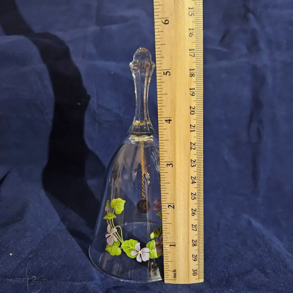 Beautiful Collectible Morning Glory Avon 24% Lead Crystal Glass Ball
